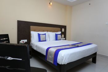 Oyo 9015 Near Railway Station Otel Tirupati Dış mekan fotoğraf